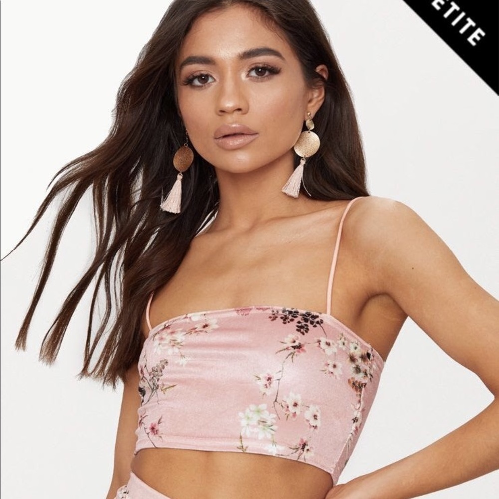 Pretty Little Thing - Petite Floral Crop Top